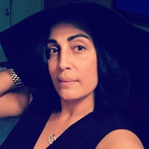 Meet your Posher, Danielle